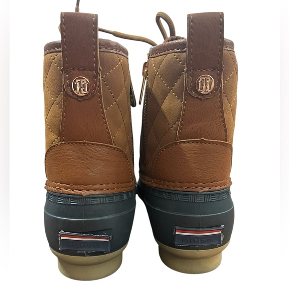 Tommy Hilfiger Randee Lined Duck Boots - Picture 4 of 6